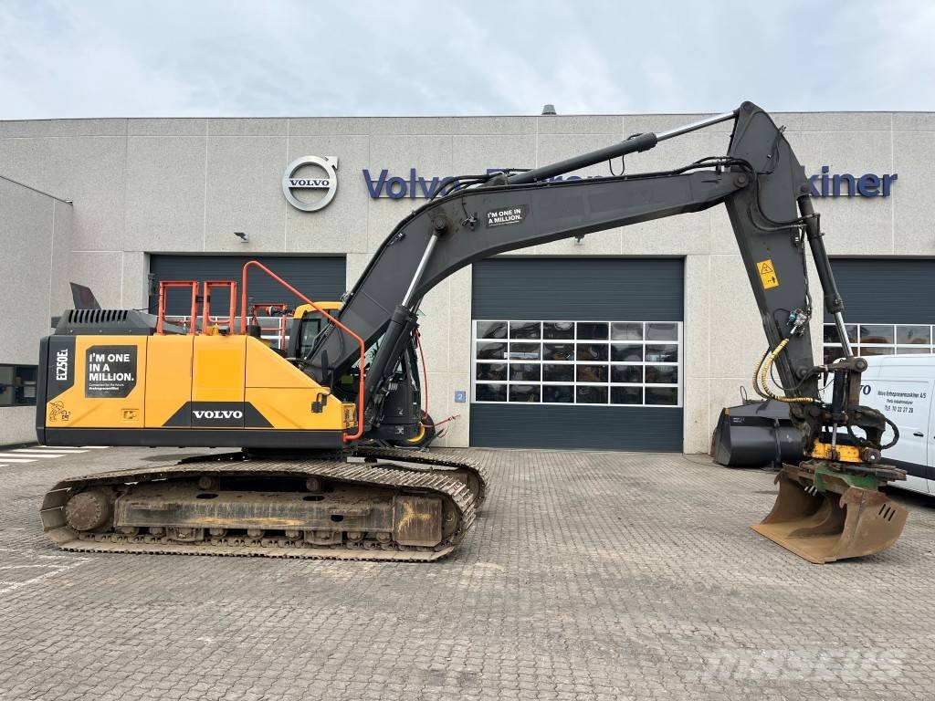 Volvo EC250EL Gravemaskiner på larvebånd