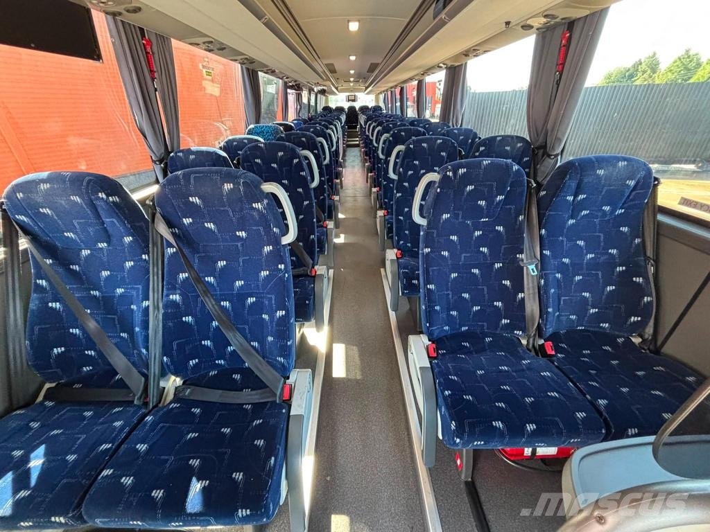 VDL Futura FMD 2-148/440 6x2*4 57 SEATS / AC / AUXILIA Autobuses interurbano