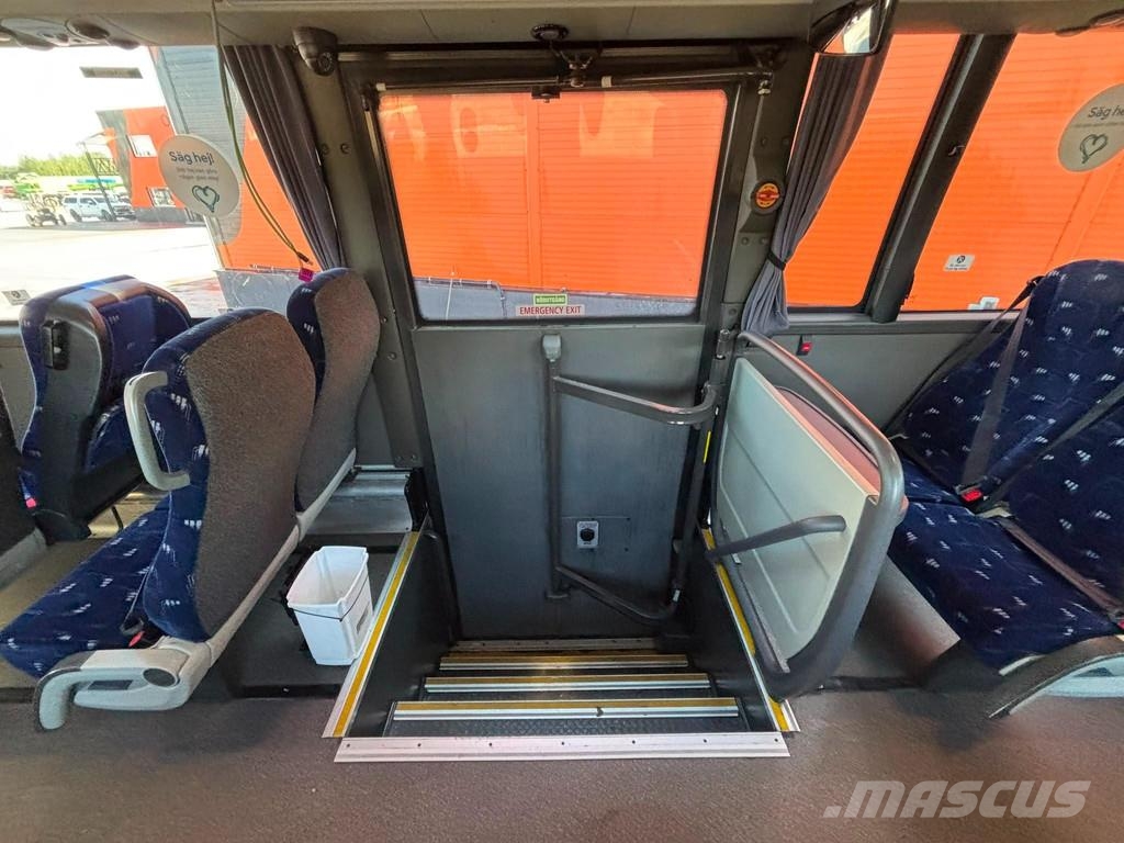 VDL Futura FMD 2-148/440 6x2*4 57 SEATS / AC / AUXILIA Autobuses interurbano