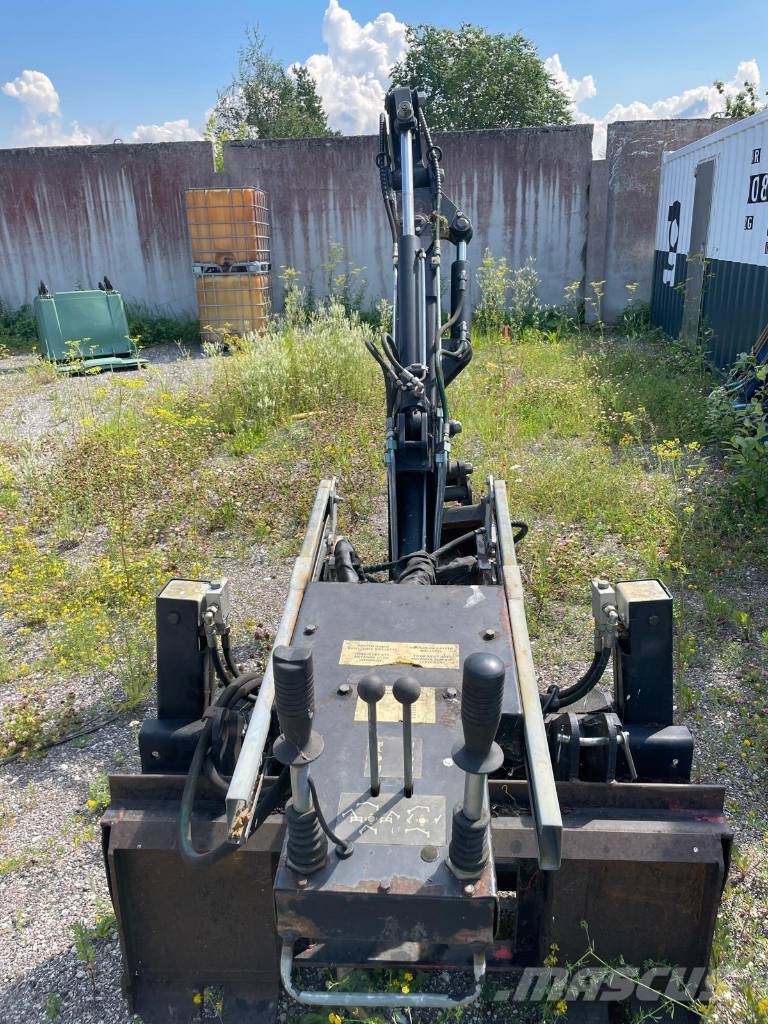 CAT 236 Ładowarki burtowe