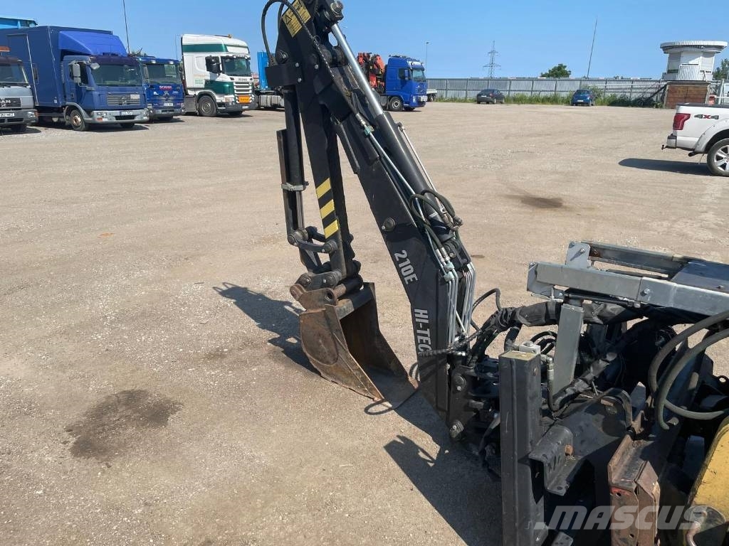 CAT 236 Ładowarki burtowe