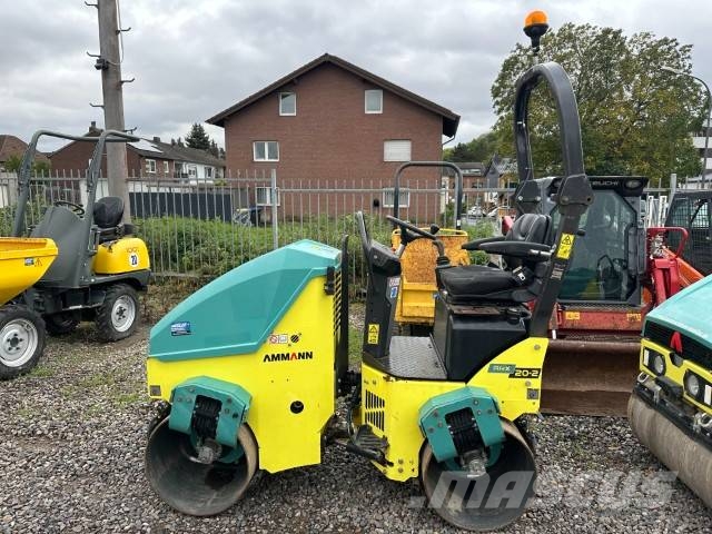 Ammann ARX 20-2 Walze 15.000 EUR Dvojni valjarji