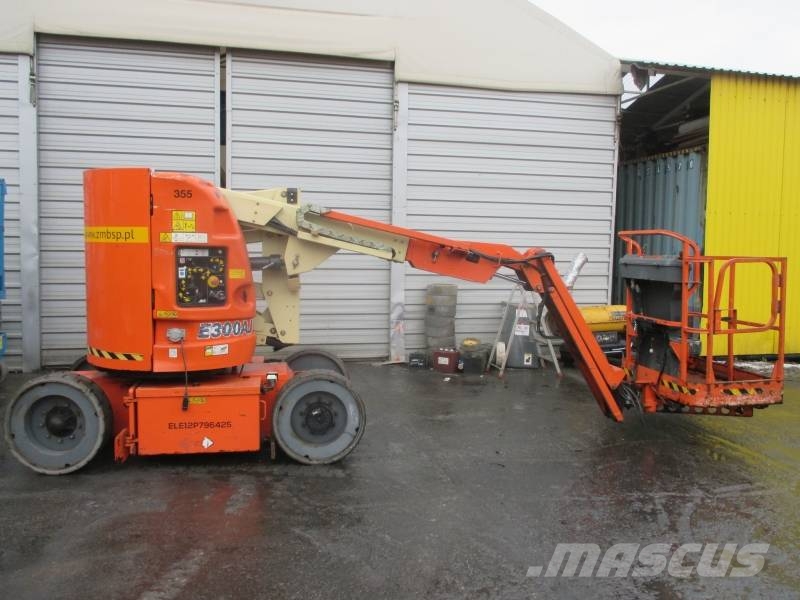 JLG E 300 AJ Kĺbové plošiny