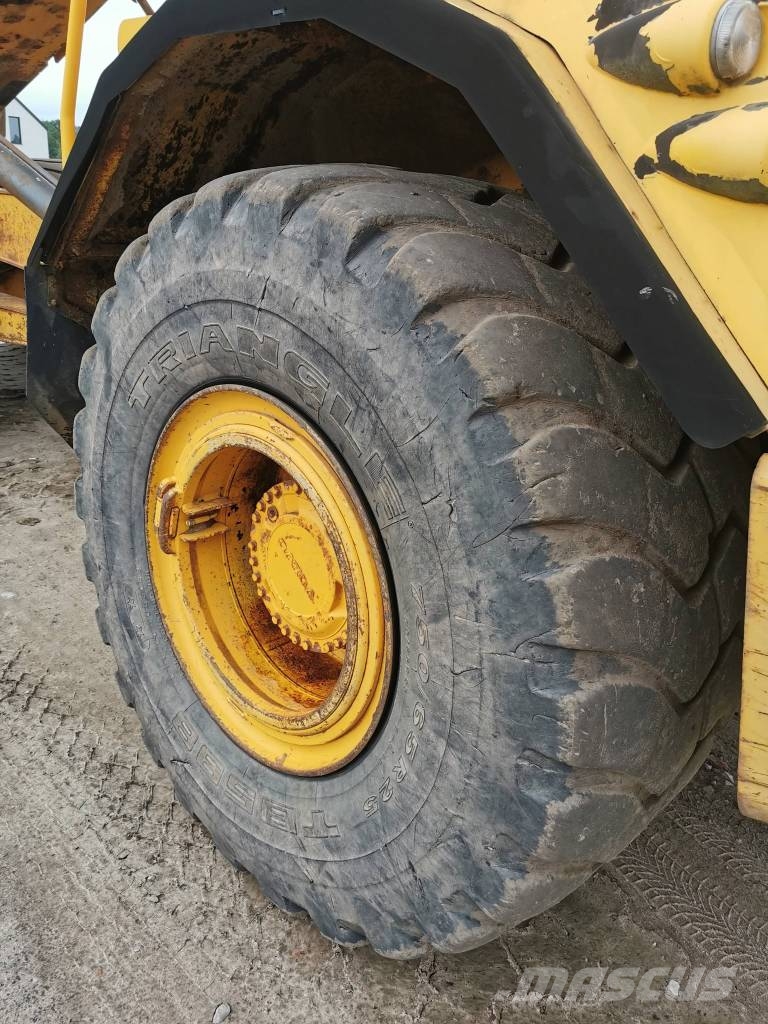 Volvo A 30 D / A30D + tailgate *only 21530 hrs* Articulated Haulers