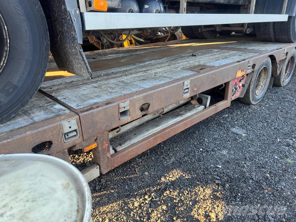 Faymonville 65 Ton 13.6m Extendable Low Loader Lavetit