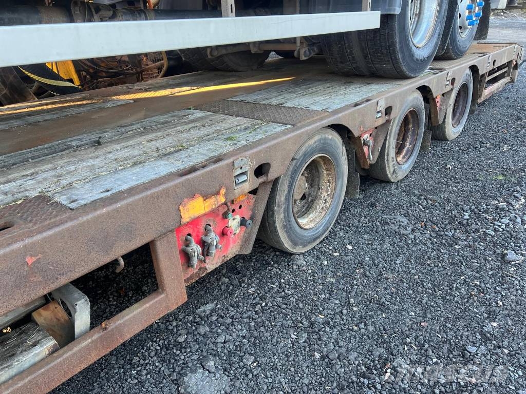 Faymonville 65 Ton 13.6m Extendable Low Loader Lavetit