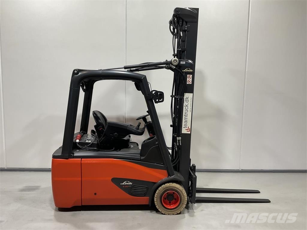 Linde E20-02 电动叉车