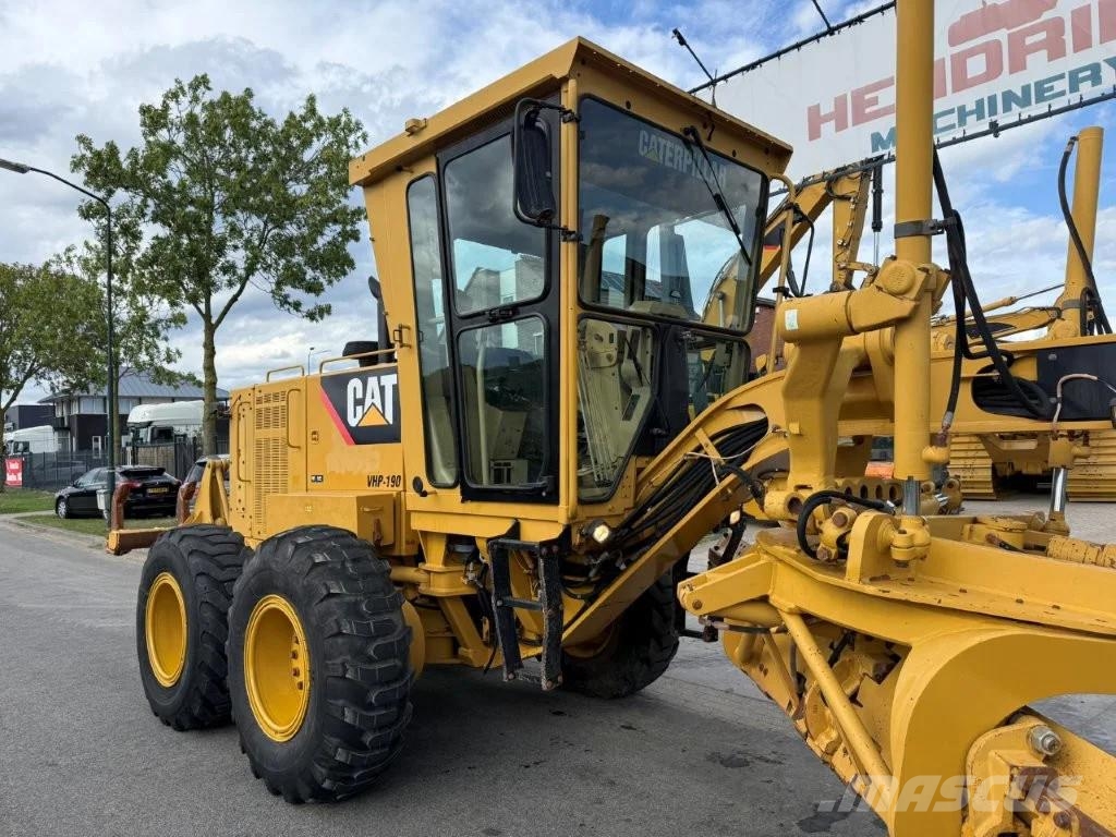 CAT 140K Grederji