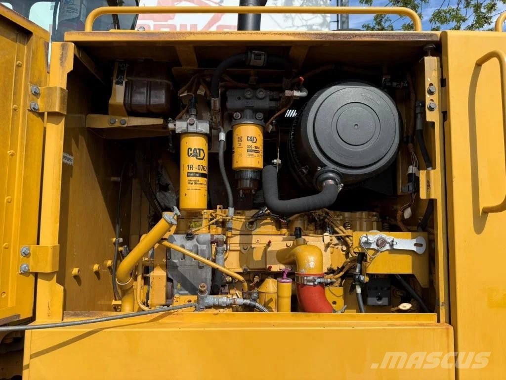 CAT 140K Grederji