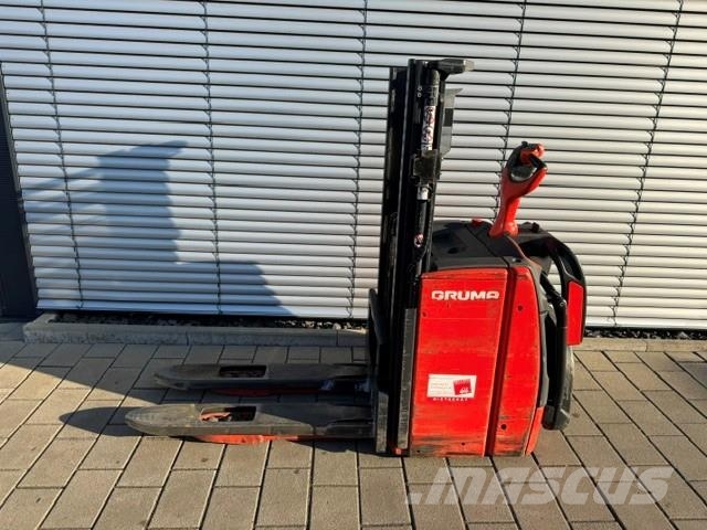 Linde L14 AP --> res. CP 21.09.26! (Verk) Stand-in stackers