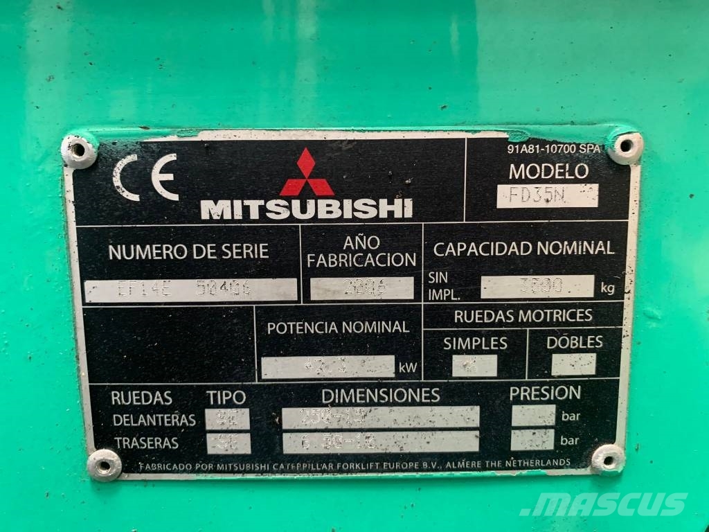 Mitsubishi FD35N Dizelski viličarji
