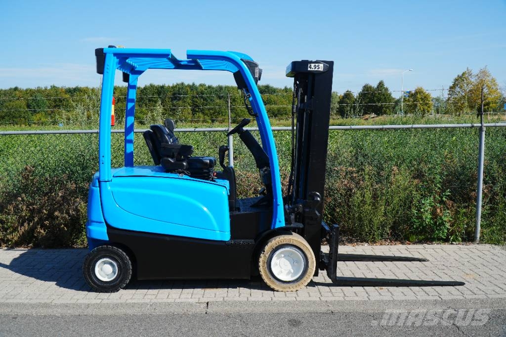 Yale ERP25VL | 2016 شاحنات ذات رافعات شوكية تعمل بالكهرباء