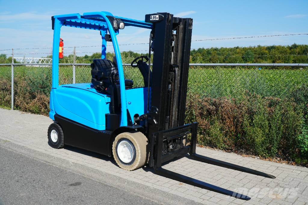 Yale ERP25VL | 2016 شاحنات ذات رافعات شوكية تعمل بالكهرباء