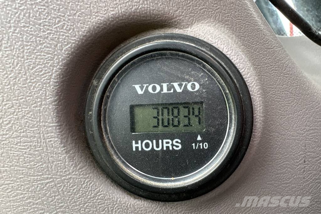 Volvo EW160 E, Makin 3D, Endast 3084H, Humus 8T Ratasekskavaatorid