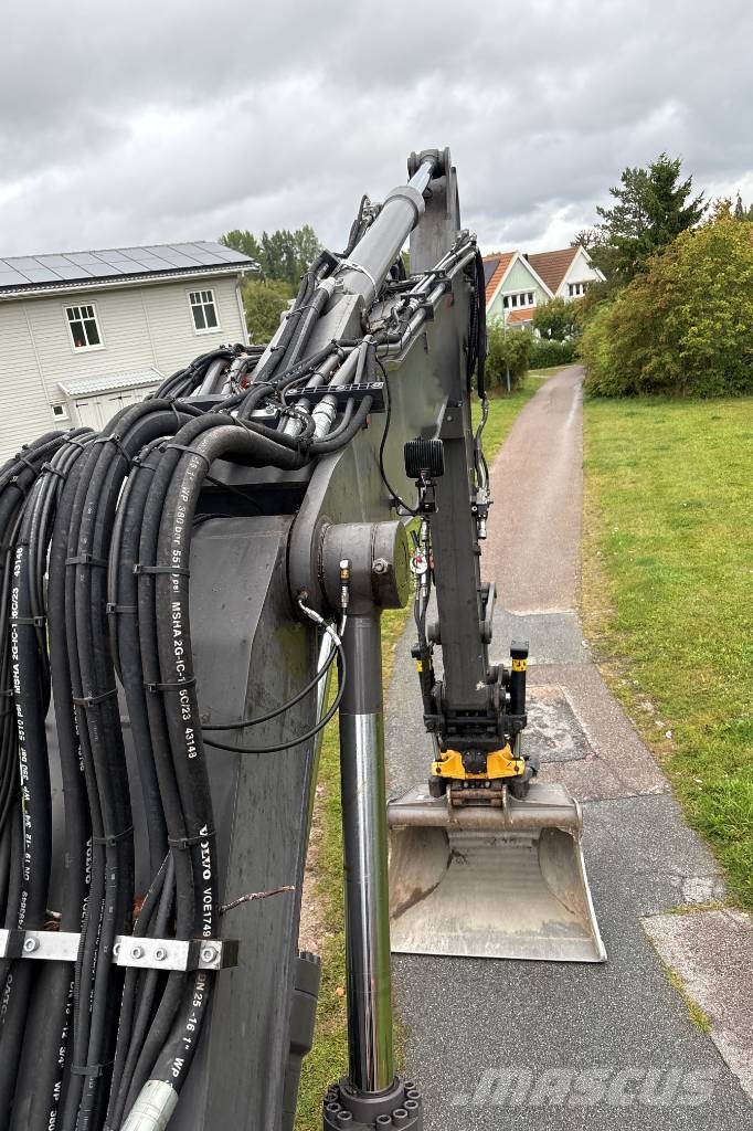 Volvo EW160 E, Makin 3D, Endast 3084H, Humus 8T Ratasekskavaatorid