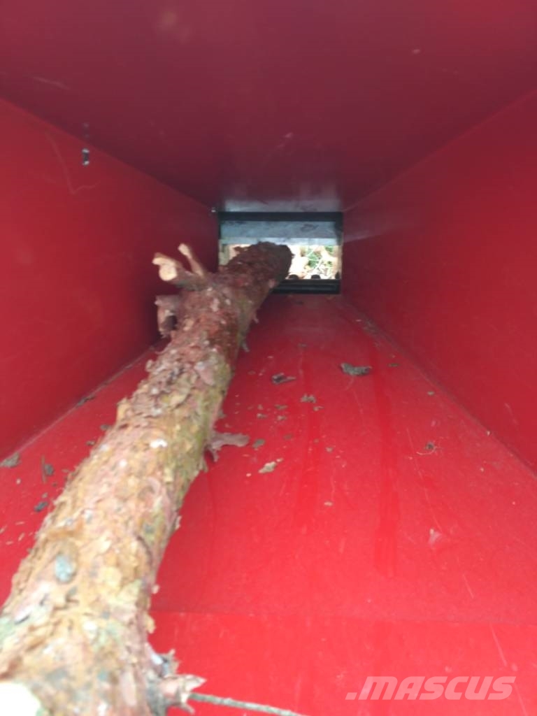 REMET Wood chipper RS80 Koksnes šķeldotāji