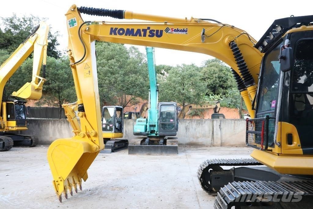 Komatsu PC 130-7 حفارات زحافة