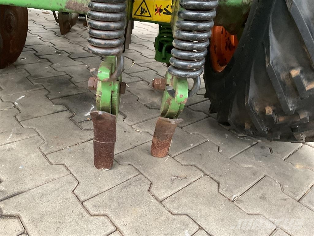 Amazone ED 602-K ماكينات البذر الدقيق