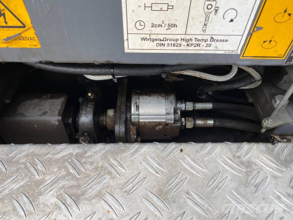 Vögele SUPER 1300-3I Asfaldilaoturid