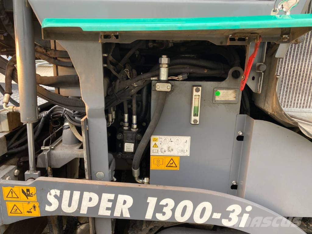 Vögele SUPER 1300-3I Asfaldilaoturid