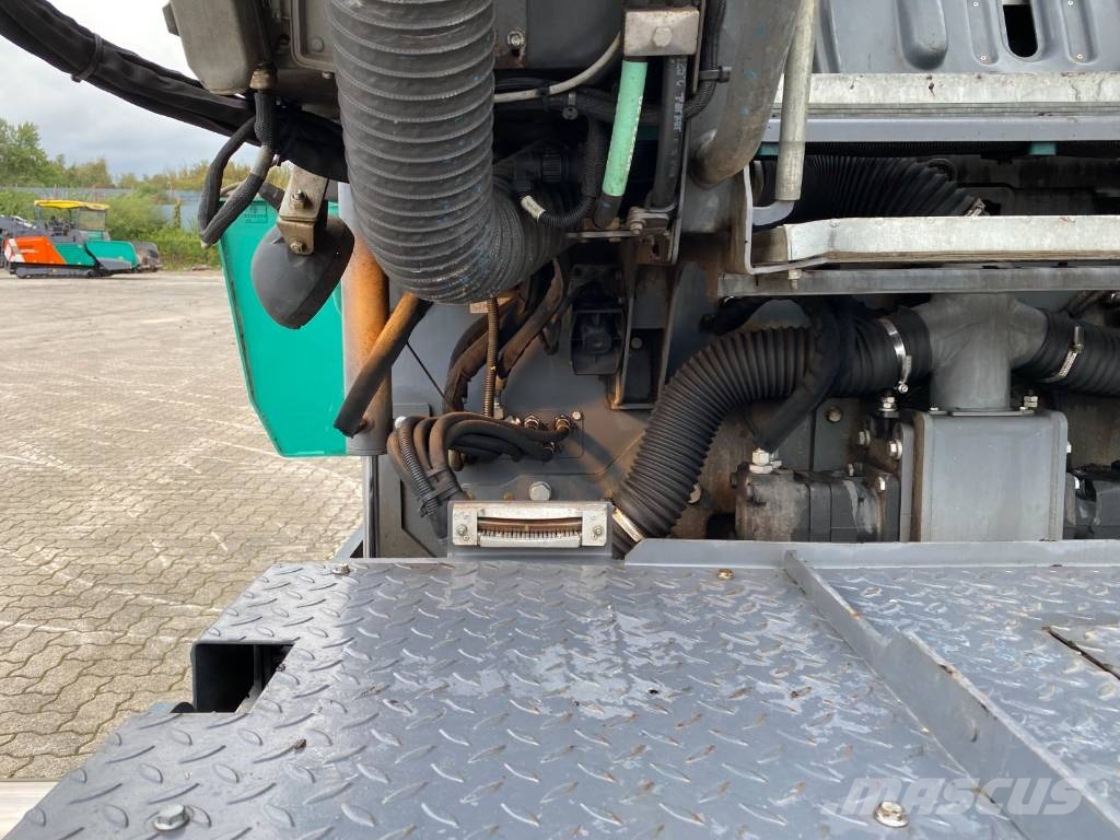 Vögele SUPER 1300-3I Asfaldilaoturid