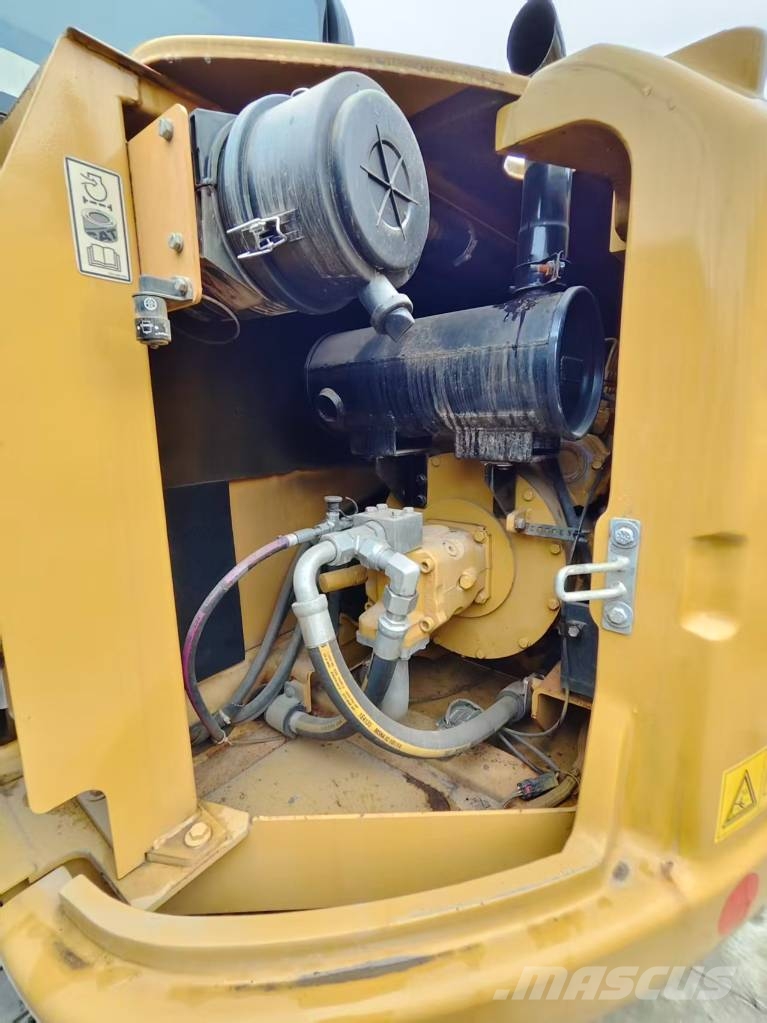 CAT 307 E Bagri goseničarji