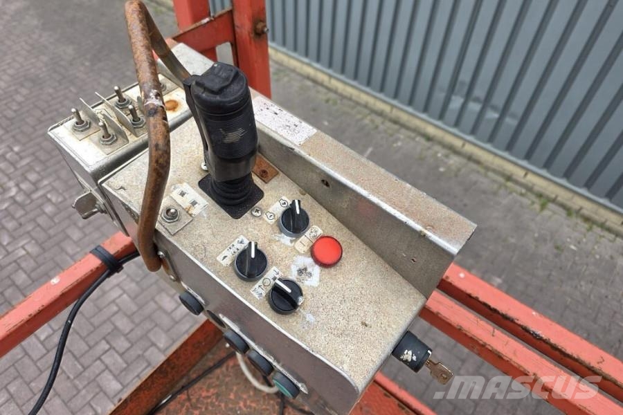 SkyJack SJ9250RT Diesel, 4x4 Drive, 17.2m Working Height, Plataformas tijera