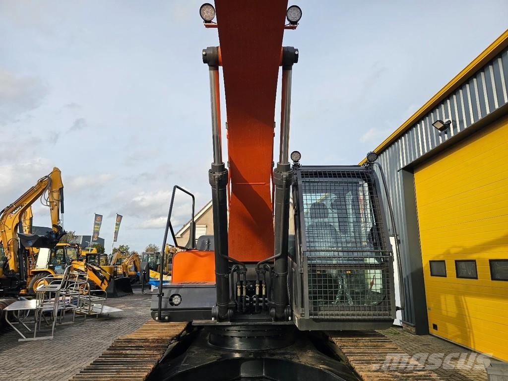 Hitachi EX215LC-5G Koparki gąsienicowe