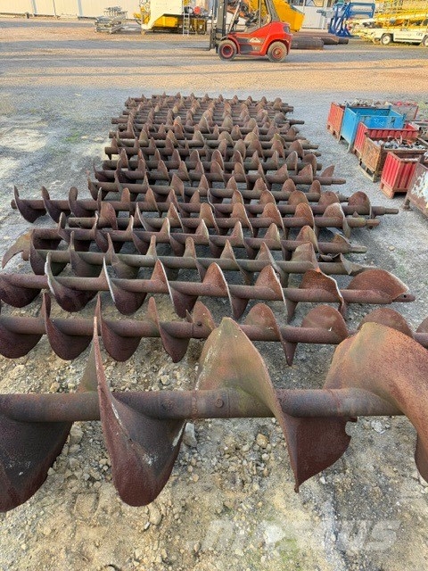 Bauer WAMET WIERTŁA SZNEKI ŚWIDRU 180MM Drilling equipment accessories and spare parts