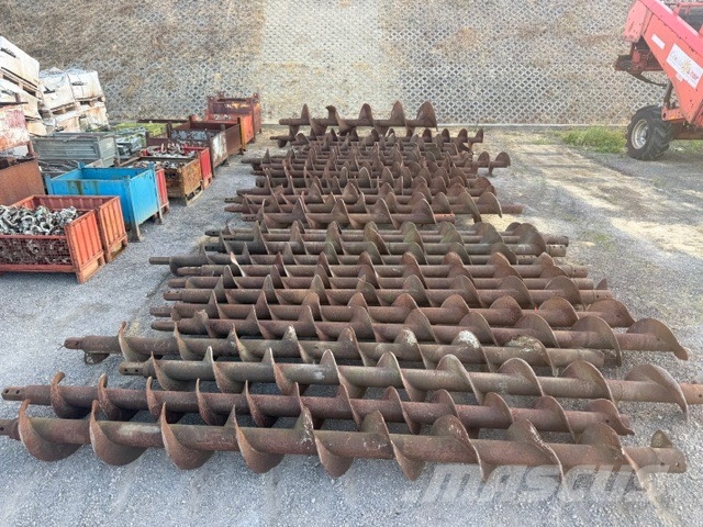 Bauer WAMET WIERTŁA SZNEKI ŚWIDRU 180MM Drilling equipment accessories and spare parts