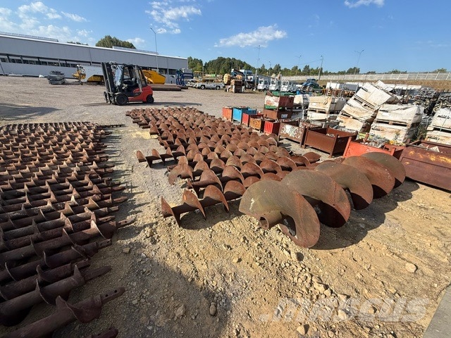 Bauer WAMET WIERTŁA SZNEKI ŚWIDRU 180MM Drilling equipment accessories and spare parts