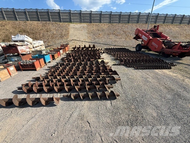 Bauer WAMET WIERTŁA SZNEKI ŚWIDRU 180MM Drilling equipment accessories and spare parts