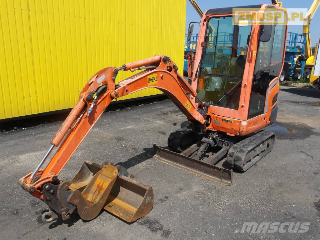 Kubota KX 016-4 حفارات صغيرة أقل من 7 طن (حفارات صغيرة)