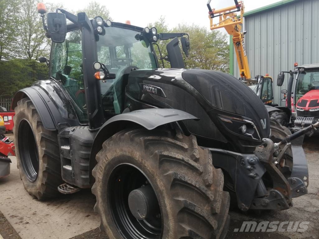 Valtra T234A 트랙터