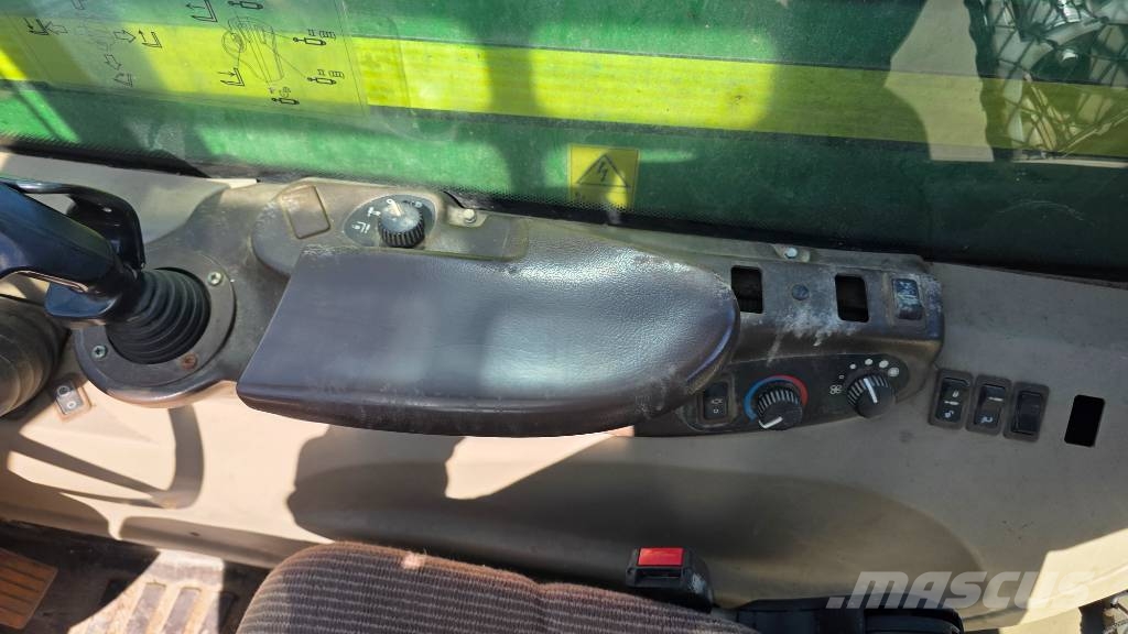 John Deere 3420 Lauksaimniecības pacēlāji