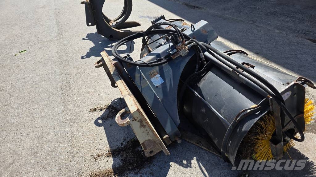 John Deere 3420 Lauksaimniecības pacēlāji