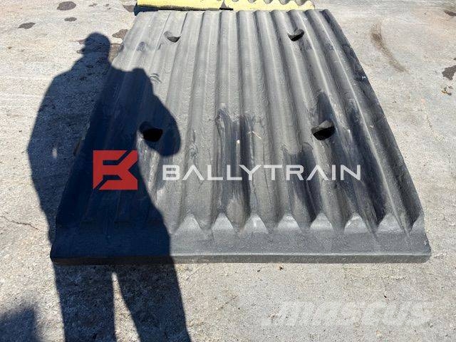 Sandvik QJ341 Jaw Plates (Extec C12 / Sandvik QJ340) Mobile Brecher