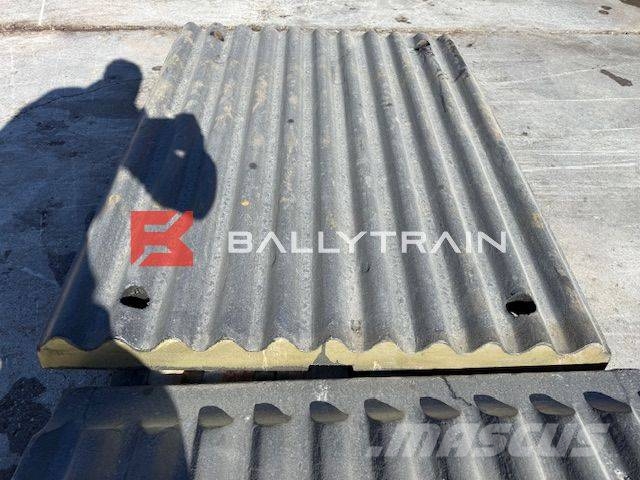 Sandvik QJ341 Jaw Plates (Extec C12 / Sandvik QJ340) Mobile Brecher