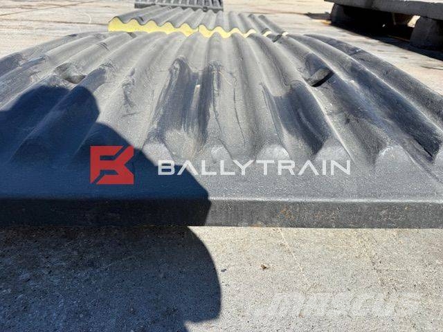 Sandvik QJ341 Jaw Plates (Extec C12 / Sandvik QJ340) Mobile Brecher
