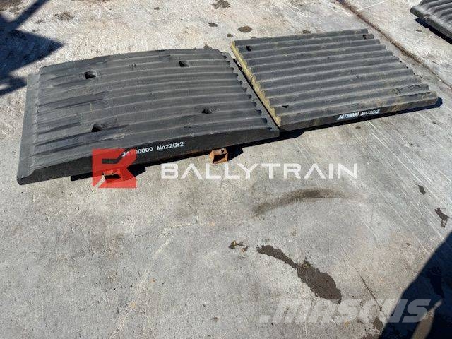 Sandvik QJ341 Jaw Plates (Extec C12 / Sandvik QJ340) Mobile Brecher