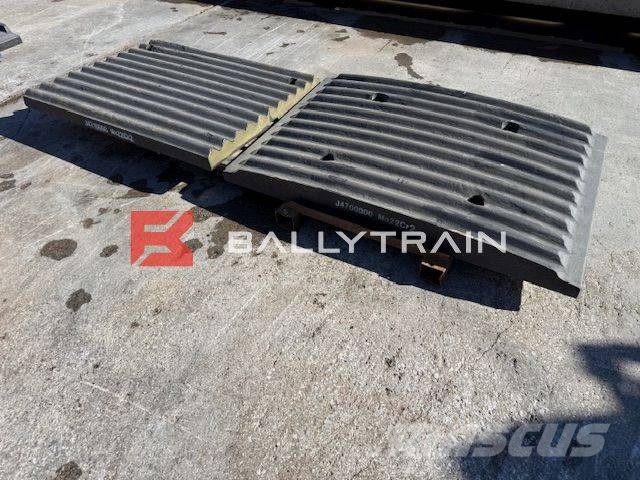 Sandvik QJ341 Jaw Plates (Extec C12 / Sandvik QJ340) Mobile Brecher