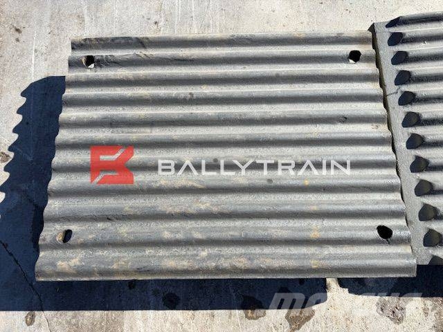 Sandvik QJ341 Jaw Plates (Extec C12 / Sandvik QJ340) Mobile Brecher