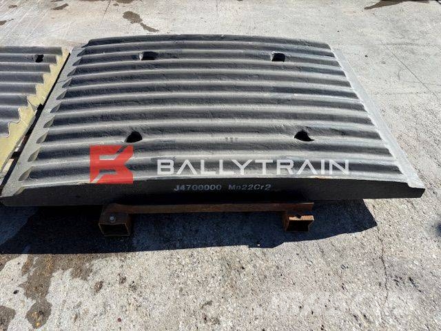 Sandvik QJ341 Jaw Plates (Extec C12 / Sandvik QJ340) Mobile Brecher