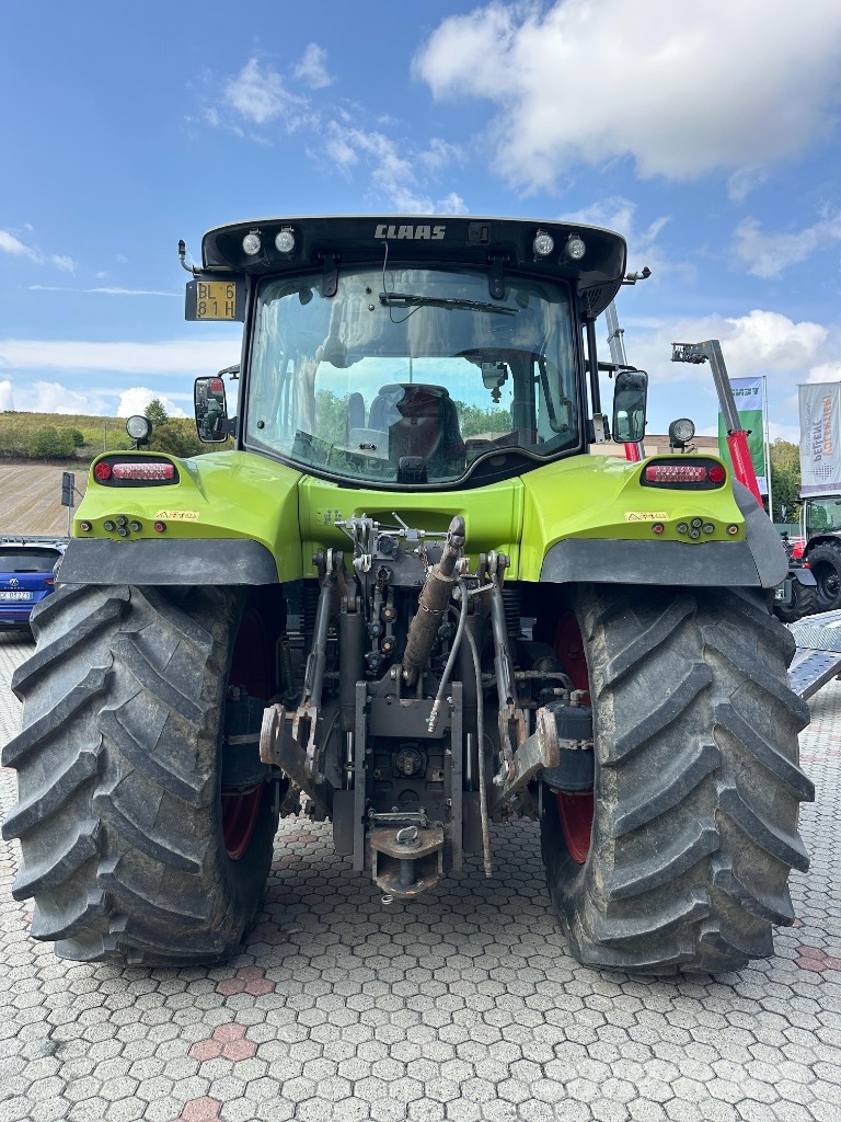 CLAAS Arion 650 Cebis Traktörler