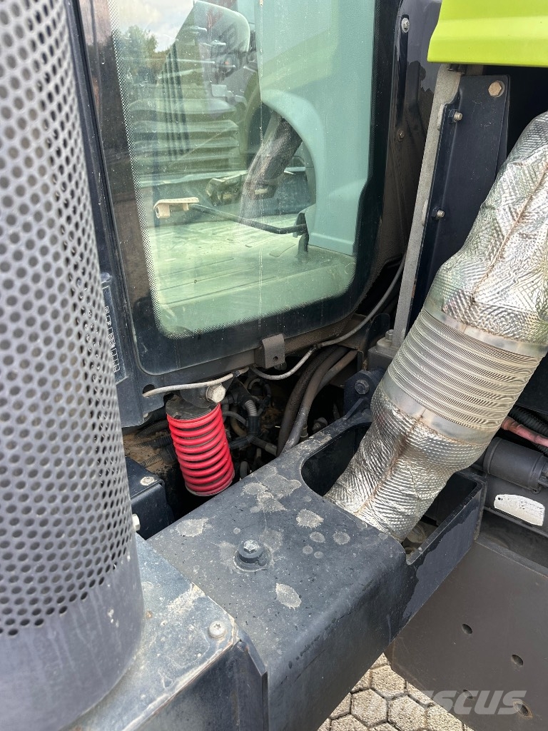 CLAAS Arion 650 Cebis Traktörler