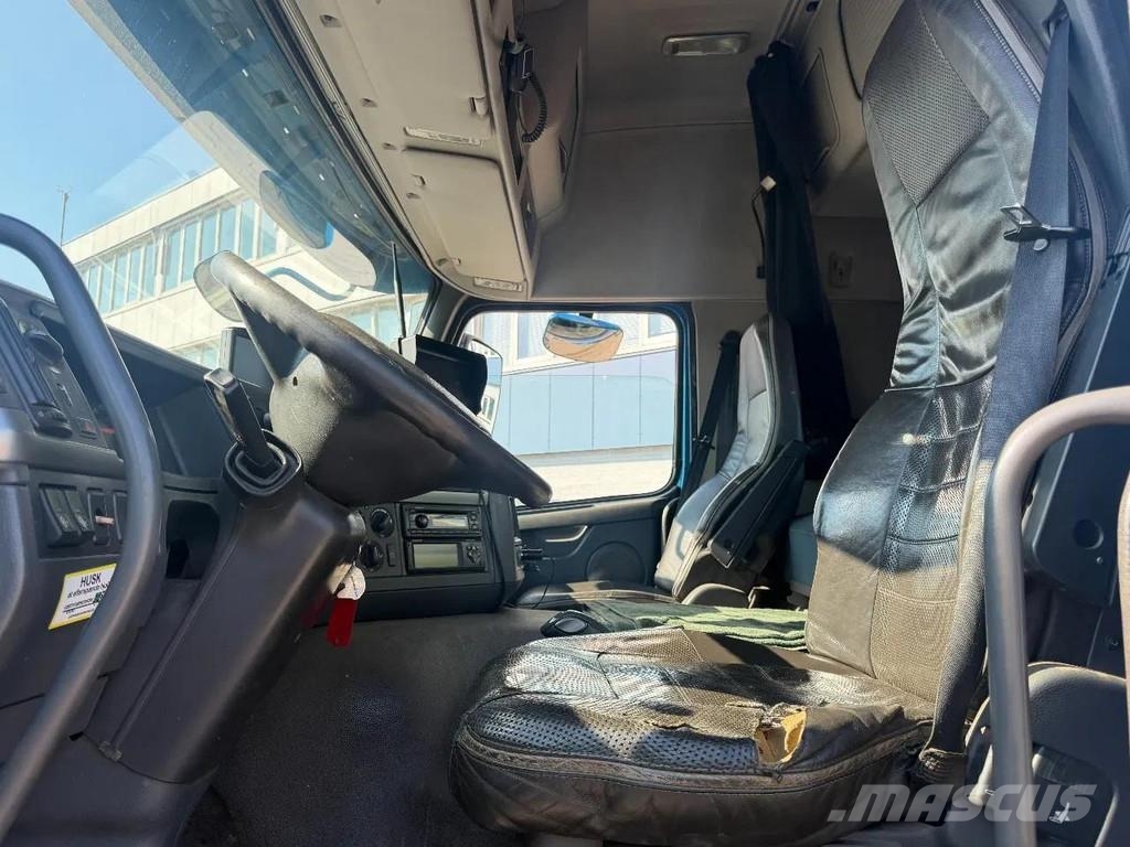 Volvo FM 500 8X4 + HIAB HOOKLIFT Camiones elevadores de gancho