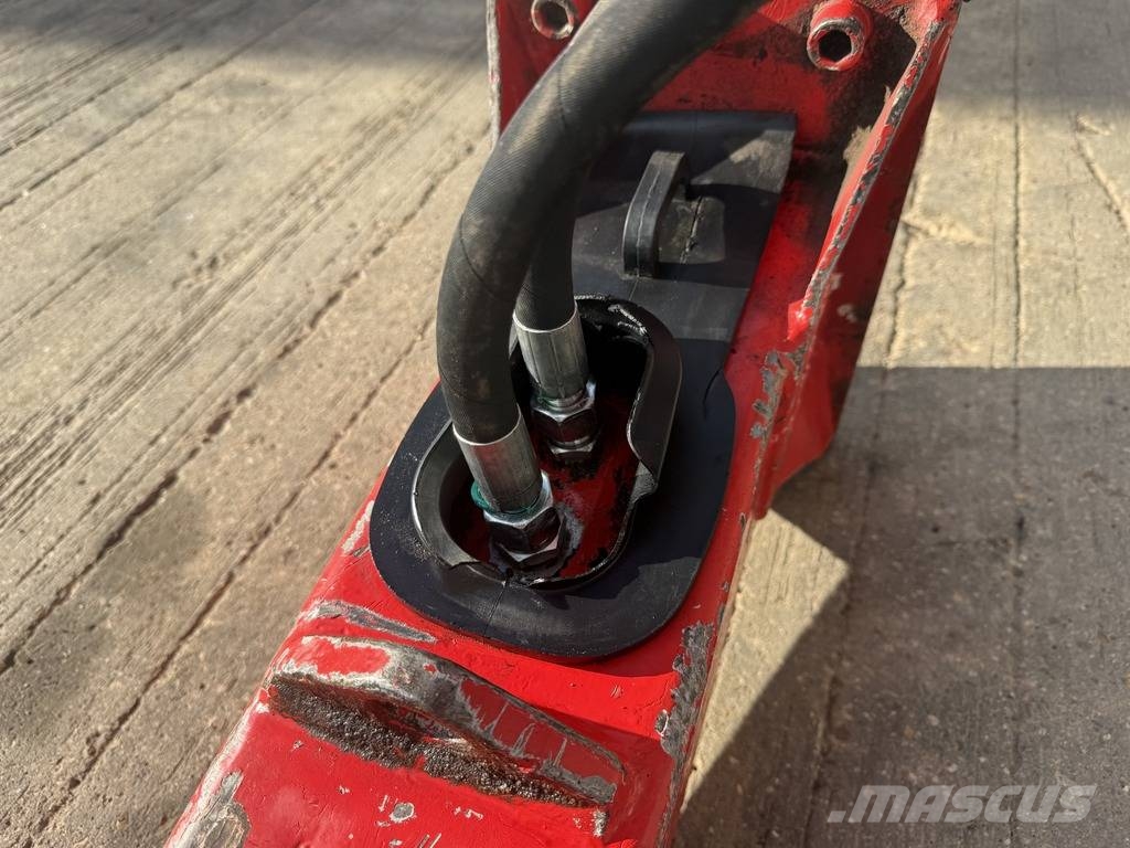 Atlas Copco RX 2 1,3 - 3,0 t Breaker مطارق / كسارات