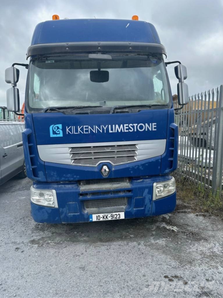 Renault truck Remolques sin carrocería