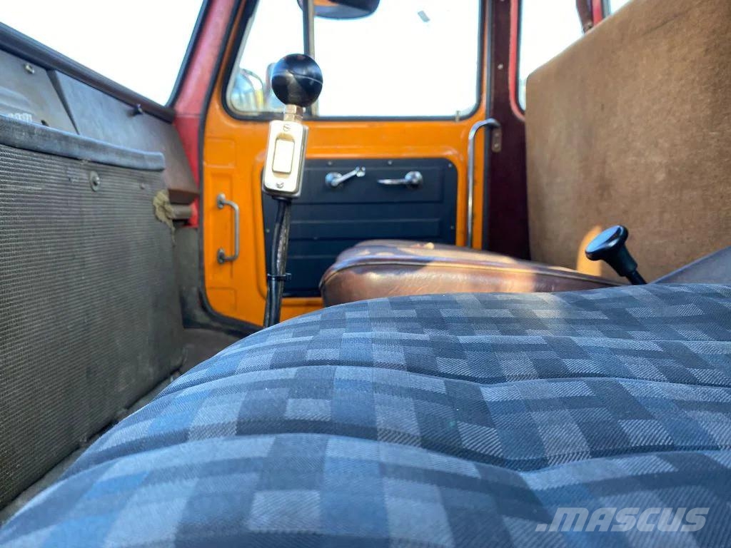 MAN 16.240 (19.240) Torpedo Chassis 4x4 Very Clean tru Autocabinati