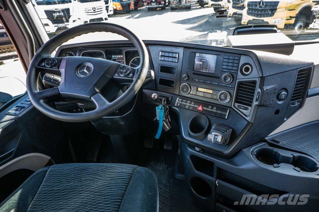 Mercedes-Benz ACTROS 1843 LS+KIPHYDR. Sadulveokid